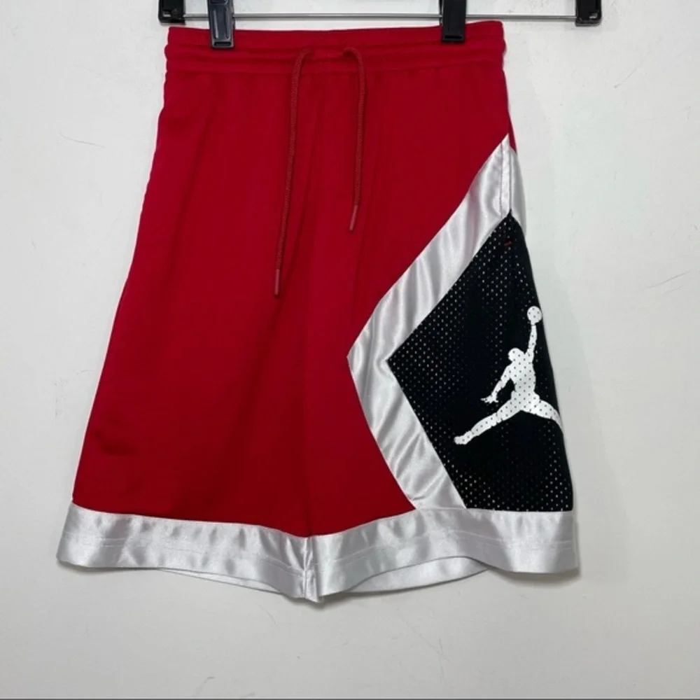 Jordan jumpman bys basketball shorts red logo size medium athletic